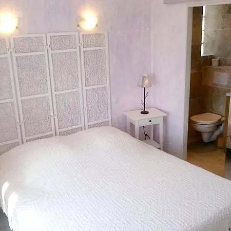 De 5 Chambres Avec Piscine Privee Jardin Clos Et Wifi A *