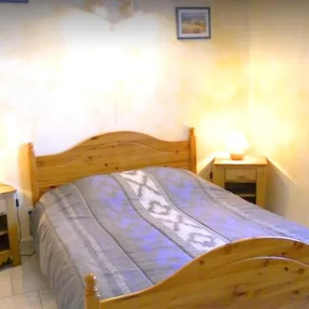 Villa De 5 Chambres Avec Piscine Privee Jardin Clos Et Wifi A *