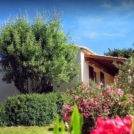 Villa De 5 Chambres Avec Piscine Privee Jardin Clos Et Wifi A *